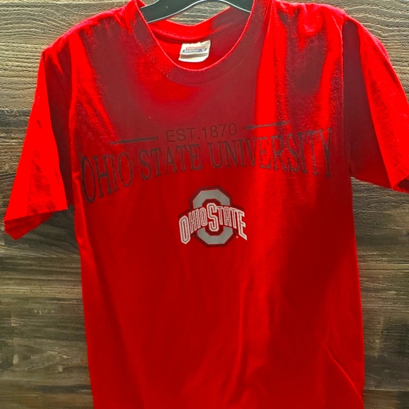 Hanes Other - Ohio state buckeyes adult size small shirt